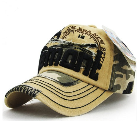 Camouflage baseball cap